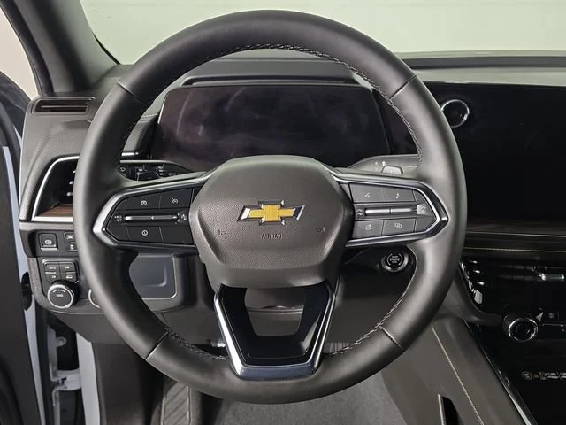 Used 2026 Polar White Tricoat Chevrolet Premier image 11