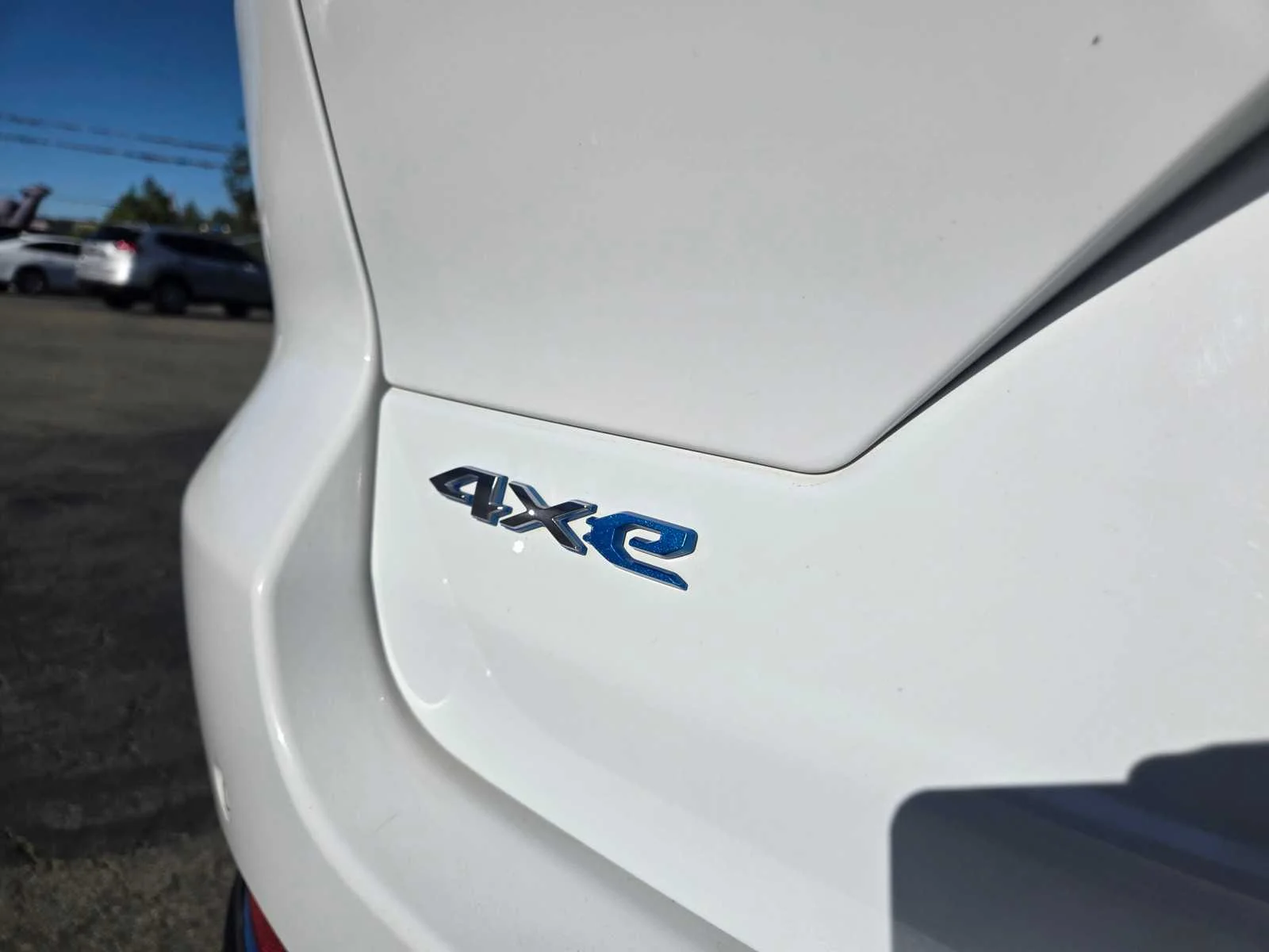 Used 2024  Jeep  image 28