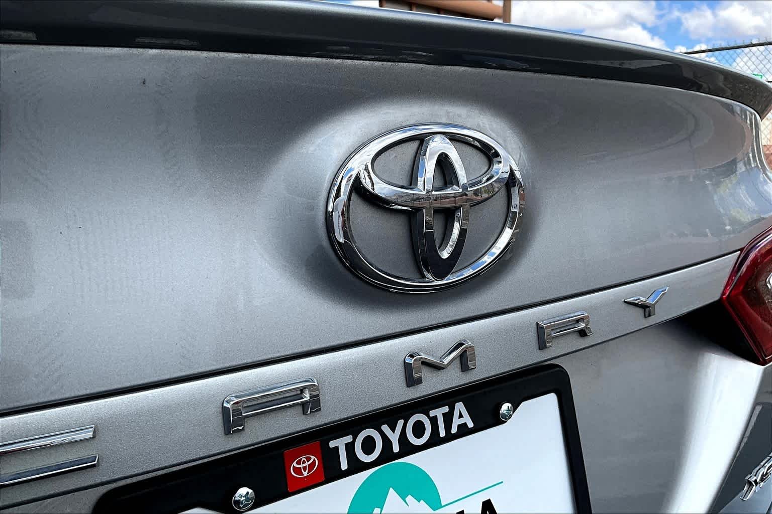 Used 2022 Celestial Silver Metallic Toyota XSE image 29