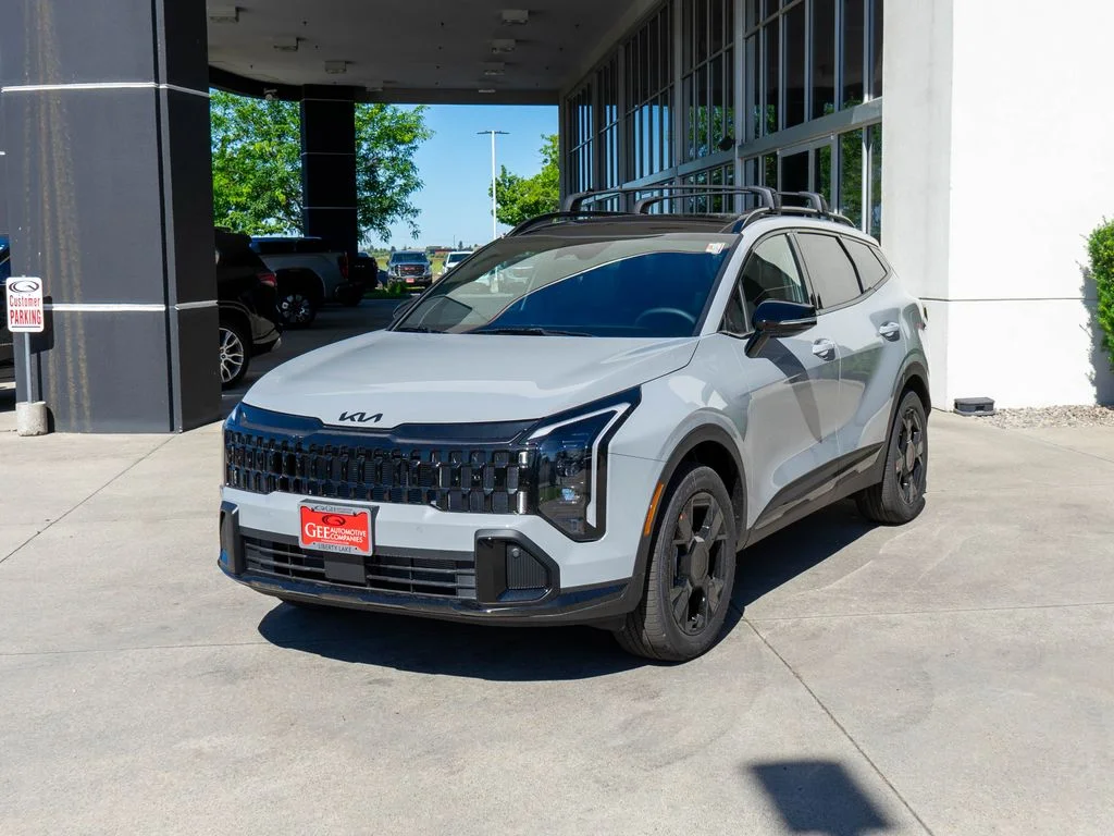 New 2026 Wolf Gray Kia X-Line image 3