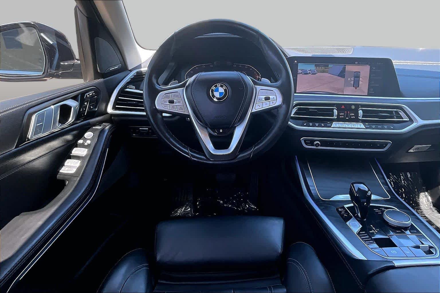 Used 2021 Dark Graphite Metallic BMW xDrive40i image 5