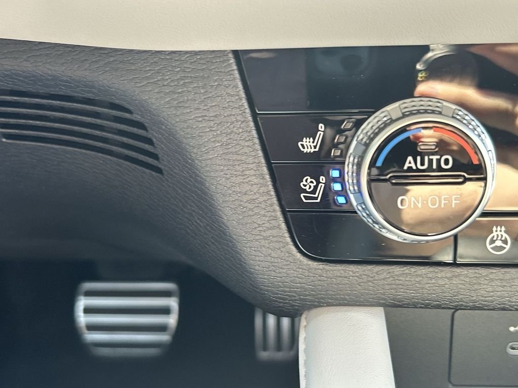 2026 Mitsubishi Outlander SEL - Photo 32