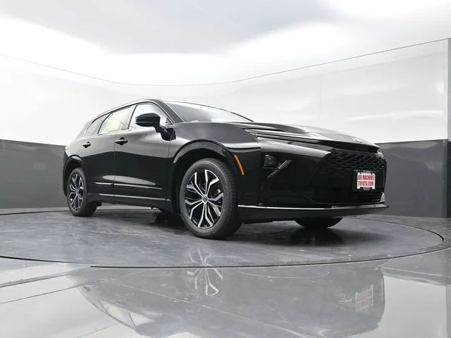 Used 2025 Black Toyota XLE image 30