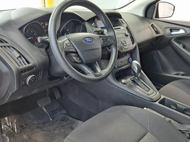 Used 2016 Silver Ford SE image 8