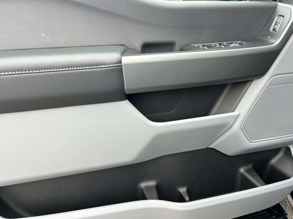 New 2026 Agate Black Metallic Ford F-250® XL image 20