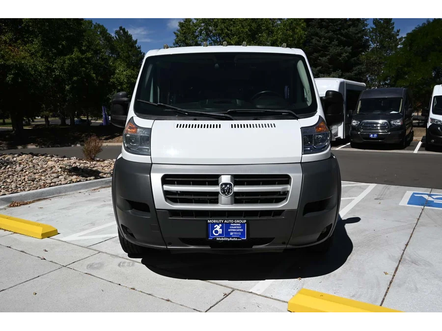Used 2014 WHITE Ram 136 WB Low Roof Mobility Handicap Van image 4