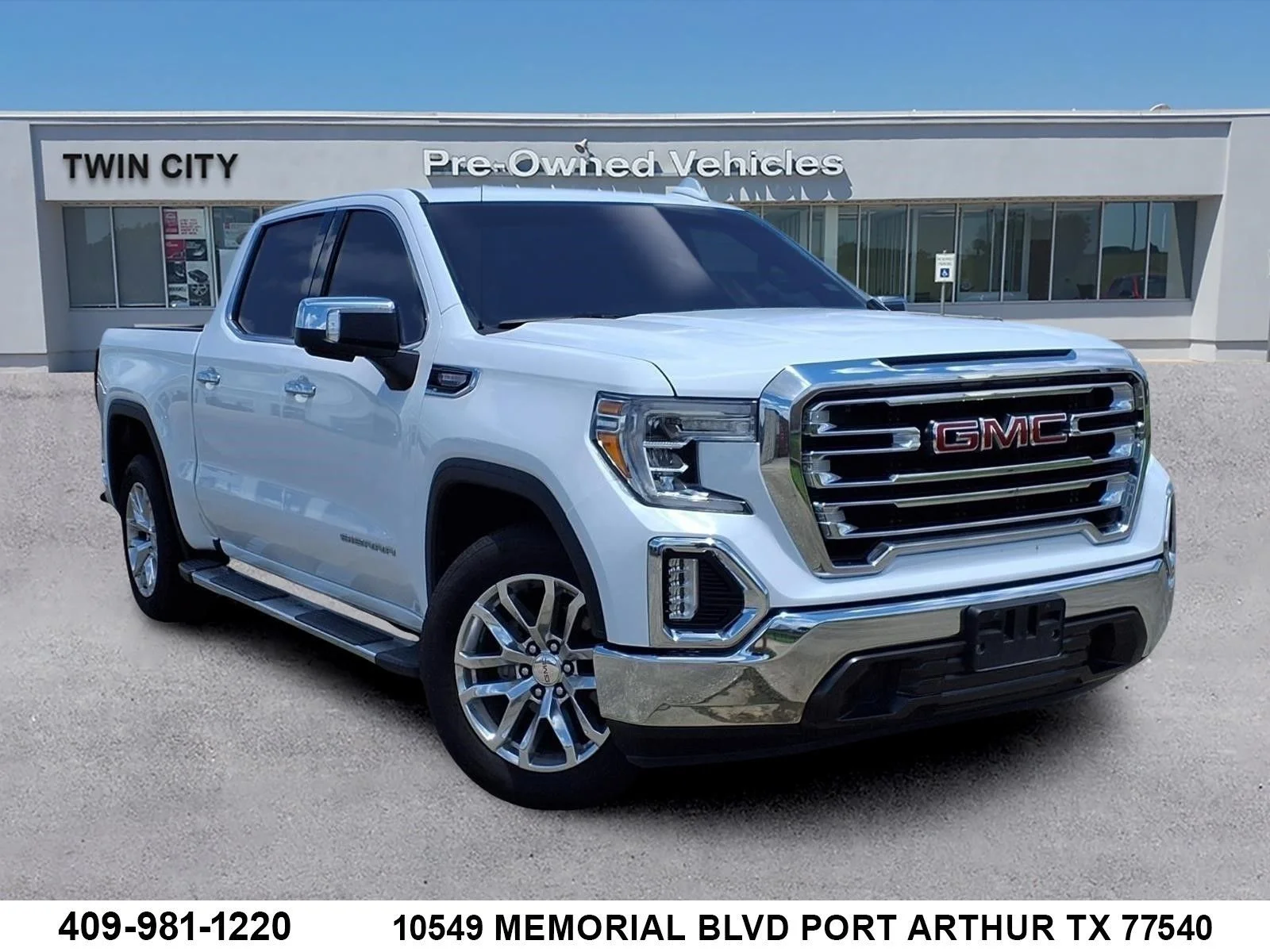 Used 2019 White GMC SLT image 1