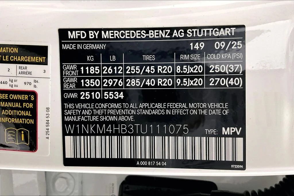 New 2026 Polar White Mercedes-Benz GLC 300 image 30