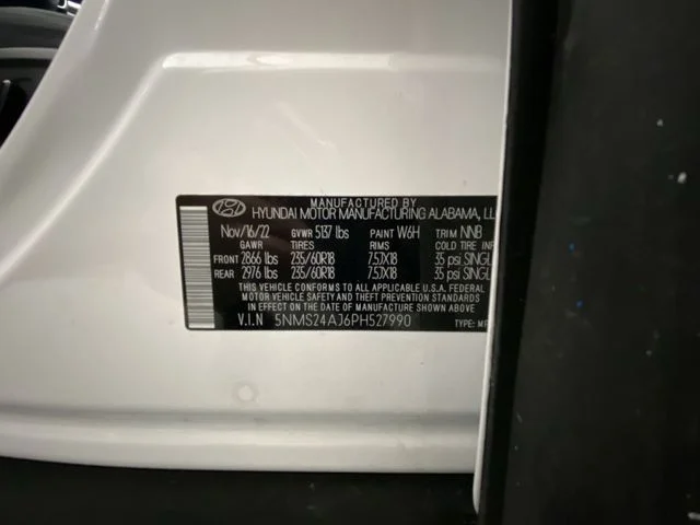 Used 2023 White Hyundai SEL image 27