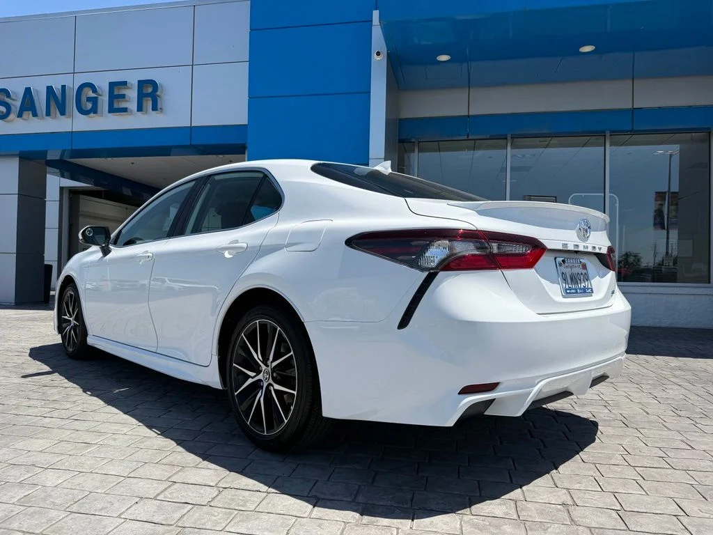 Used 2023 White Toyota SE image 11