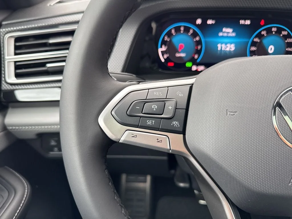 2026 Volkswagen Atlas Cross Sport SEL R-LINE - Photo 36