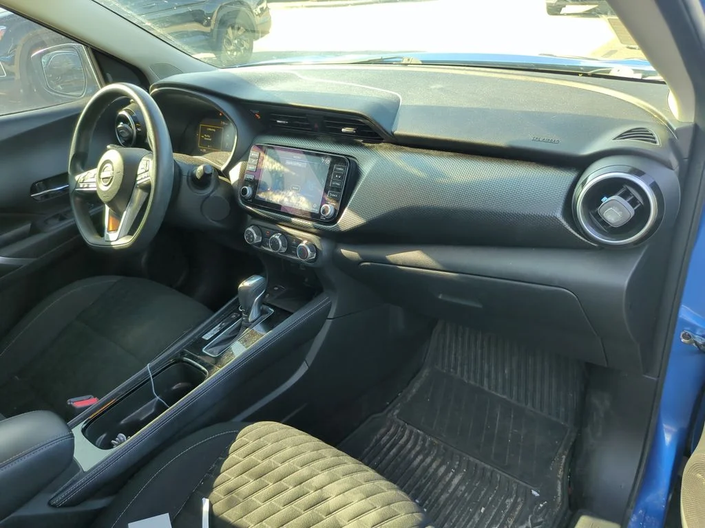 Used 2023 Blue Nissan SV image 5