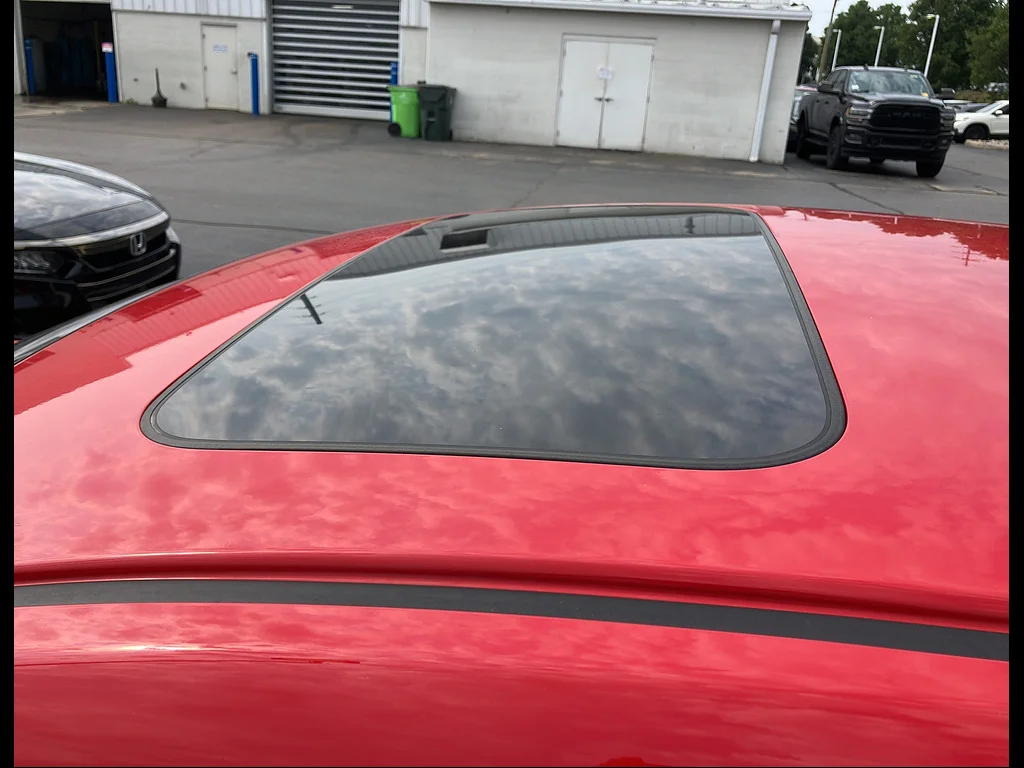 Used 2020 Rallye Red Honda Sport Touring image 3
