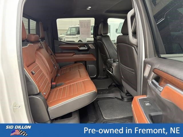 Used 2023 White Frost Tricoat GMC Denali Ultimate image 21