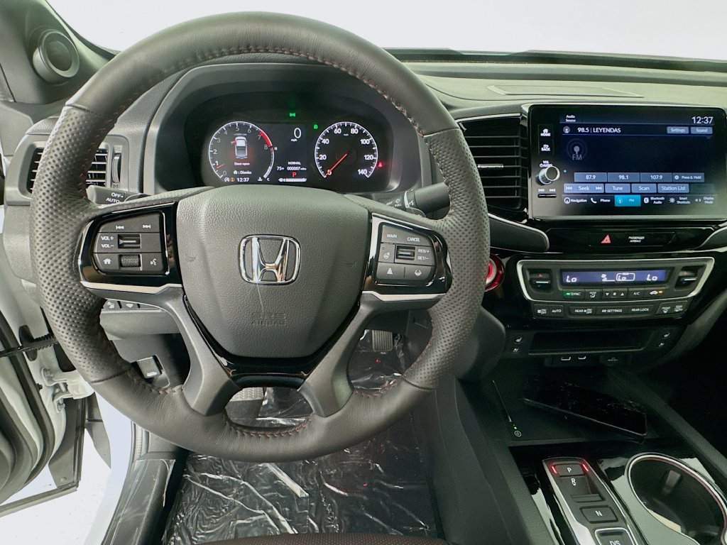 New 2026 Platinum White Pearl Honda Black Edition image 16