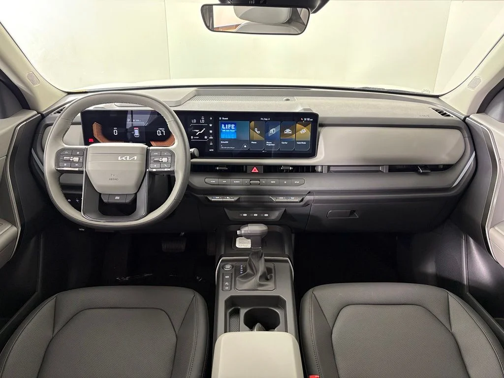 New 2027 Snow White Pearl Kia EX image 37