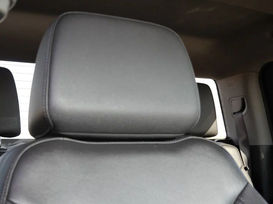 Used 2023 Sterling Metallic GMC SLT image 19
