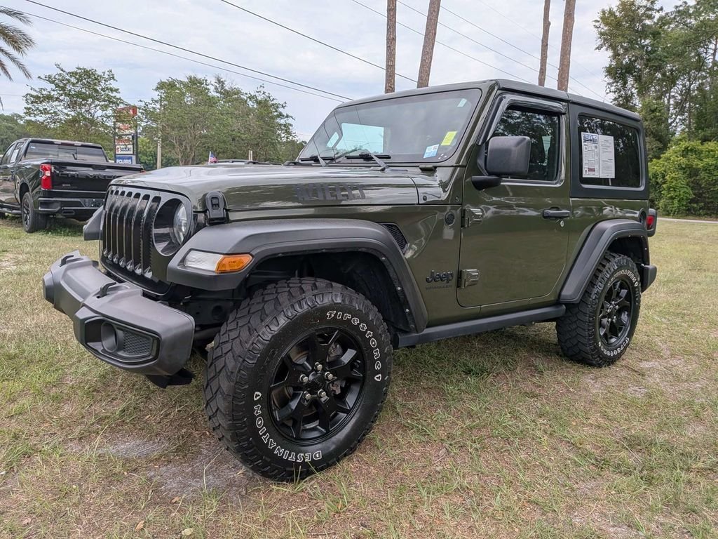 Used 2022 Green Jeep Willys image 7