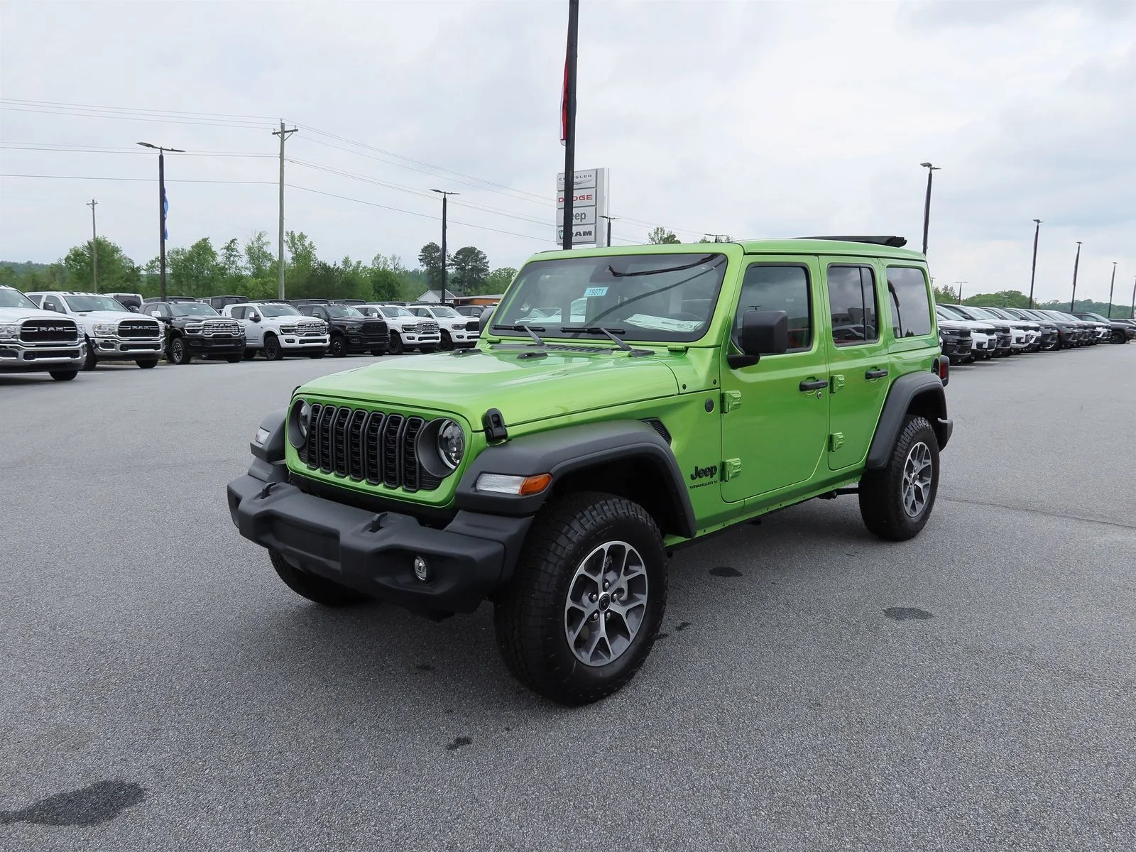 2025 Jeep Wrangler 4-Door Sport S - Photo 7