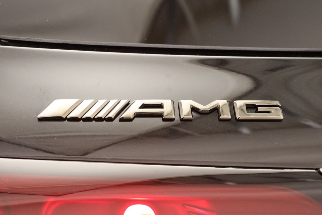 New 2027 Obsidian Black Metallic Mercedes-Benz  image 10