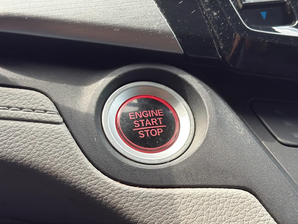 Used 2019  Honda EX-L image 30