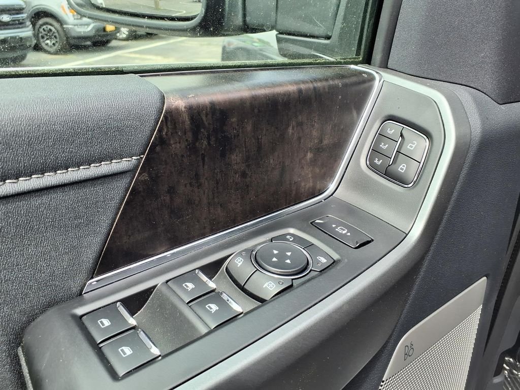 New 2026 Gray Ford Lariat image 10