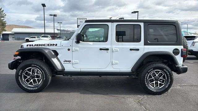 Used 2025 White Jeep 4-Door Rubicon 4x4 image 6