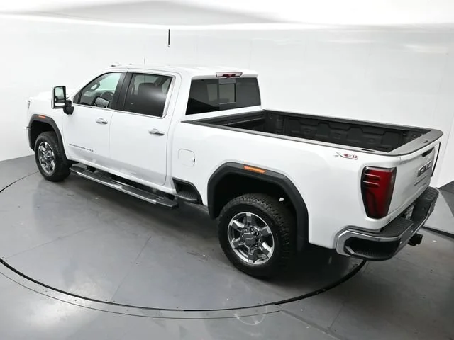 Used 2026 Summit White GMC SLT image 35