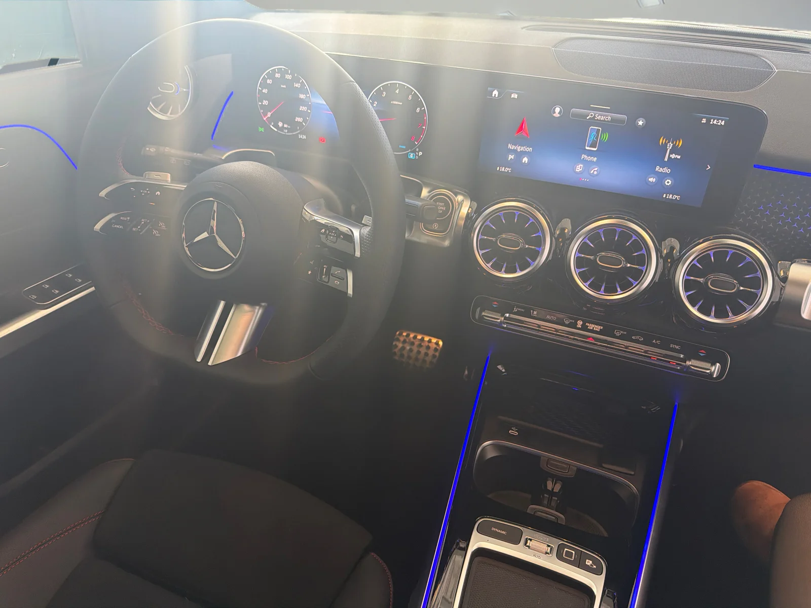 New 2026 White Mercedes-Benz Glb 250 4matic Suv image 33