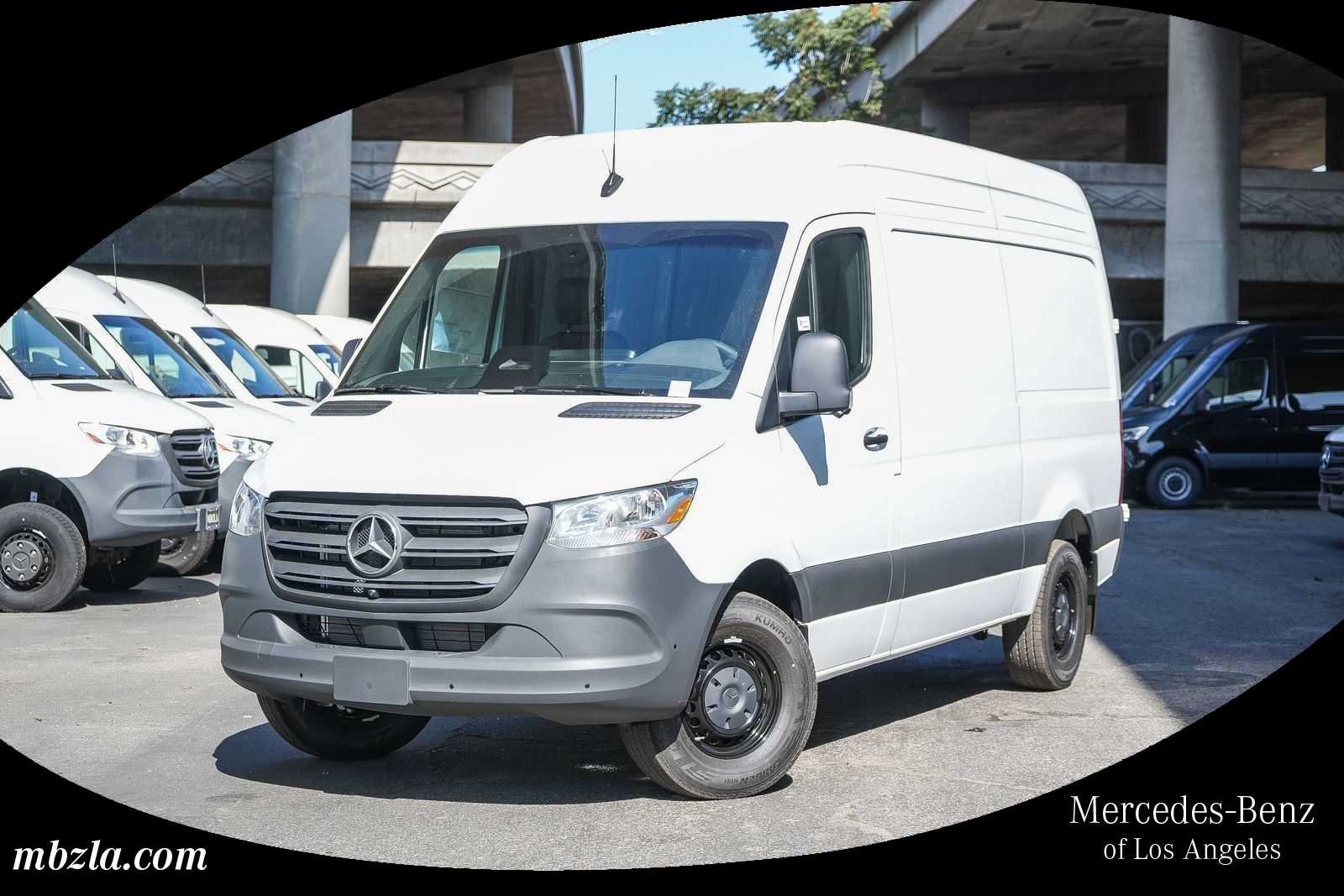 New 2026 Arctic White Mercedes-Benz Cargo 144WB High Roof RWD 2.0L I4 Diesel Turbo HO image 35