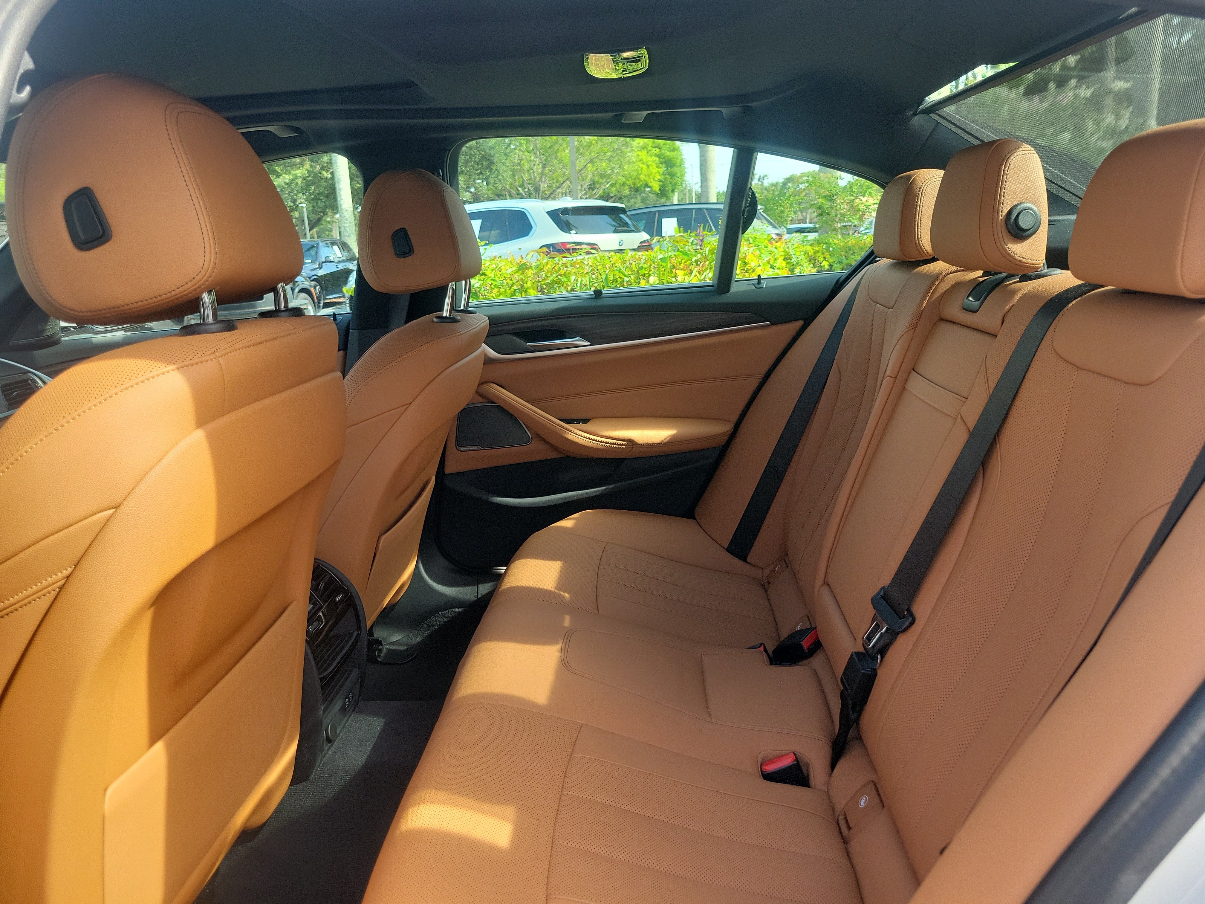Certified Used 2023 Mineral White Metallic BMW 540i image 11