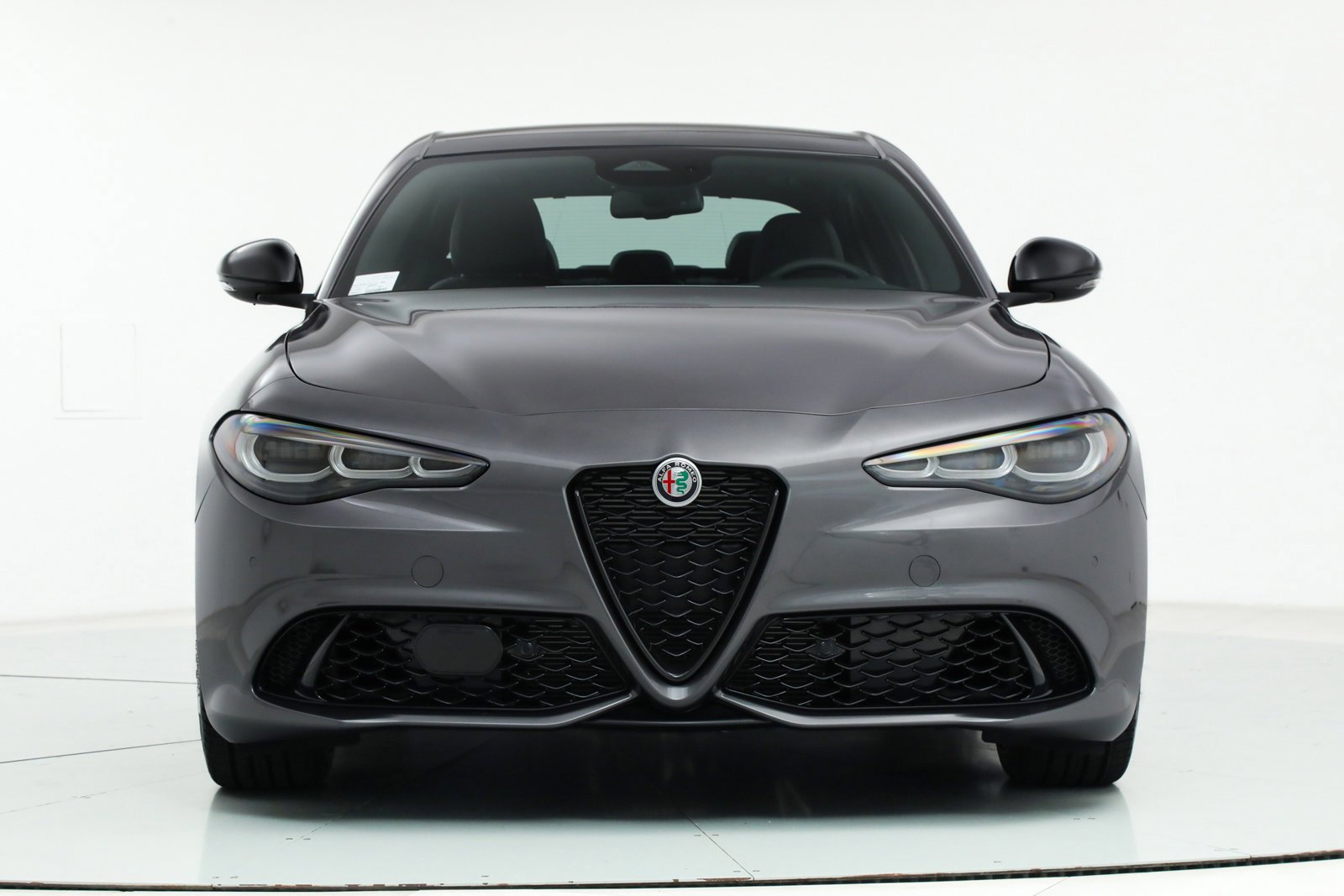 2025 Alfa Romeo Giulia Base - Photo 8