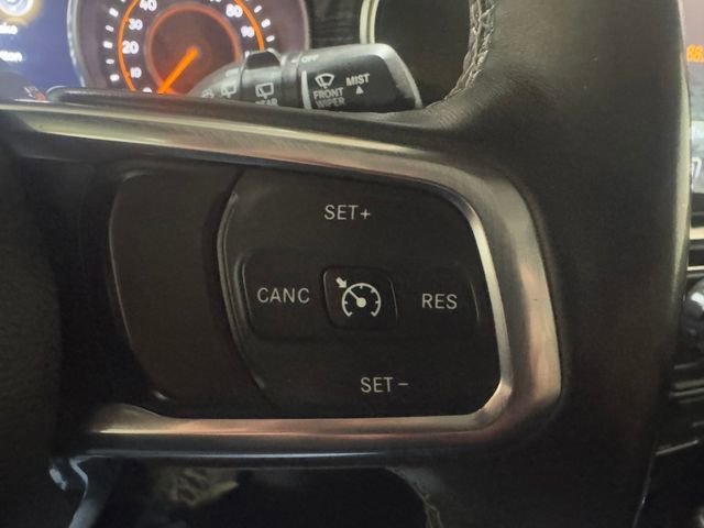 Used 2018 Gray Jeep Sahara image 20