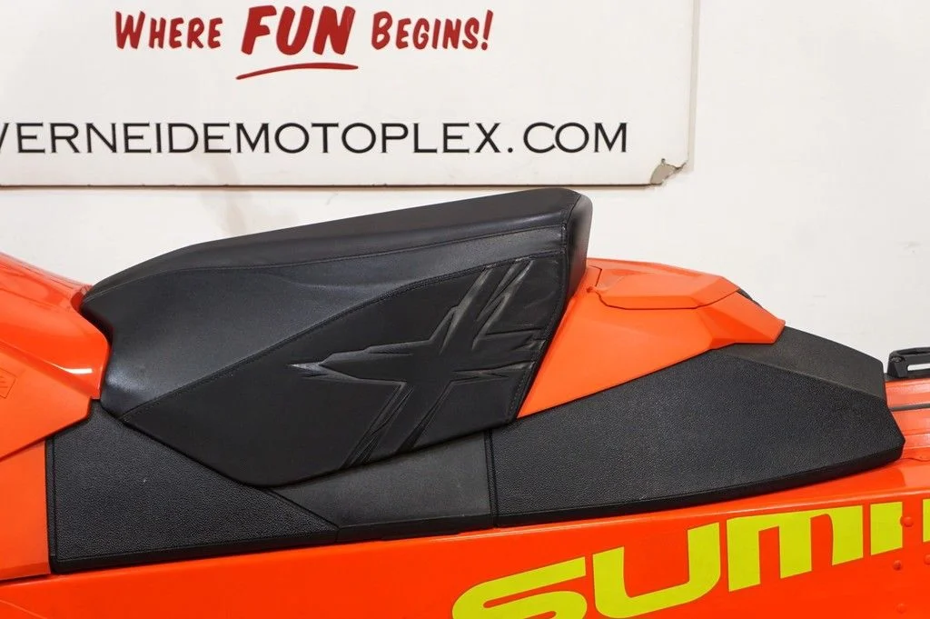 Used 2016  Ski-Doo  image 11