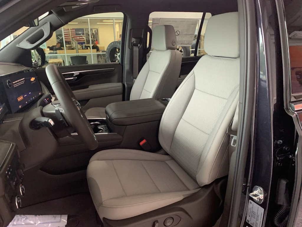 2026 Chevrolet Tahoe LS - Photo 13