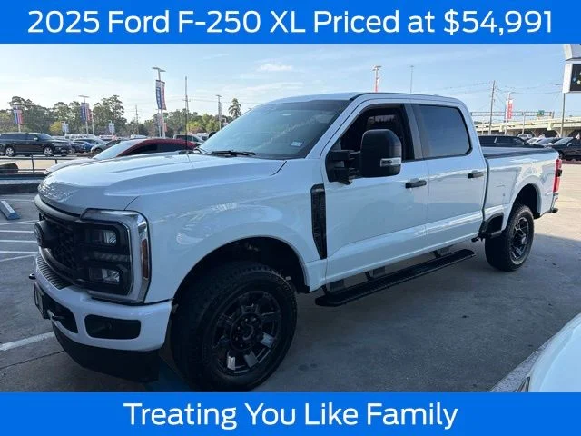Used 2025 Oxford White Ford XL image 1