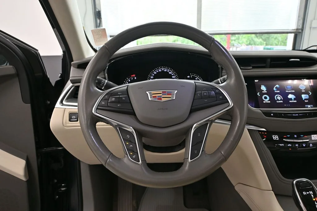 Used 2019 Black Cadillac Luxury image 29