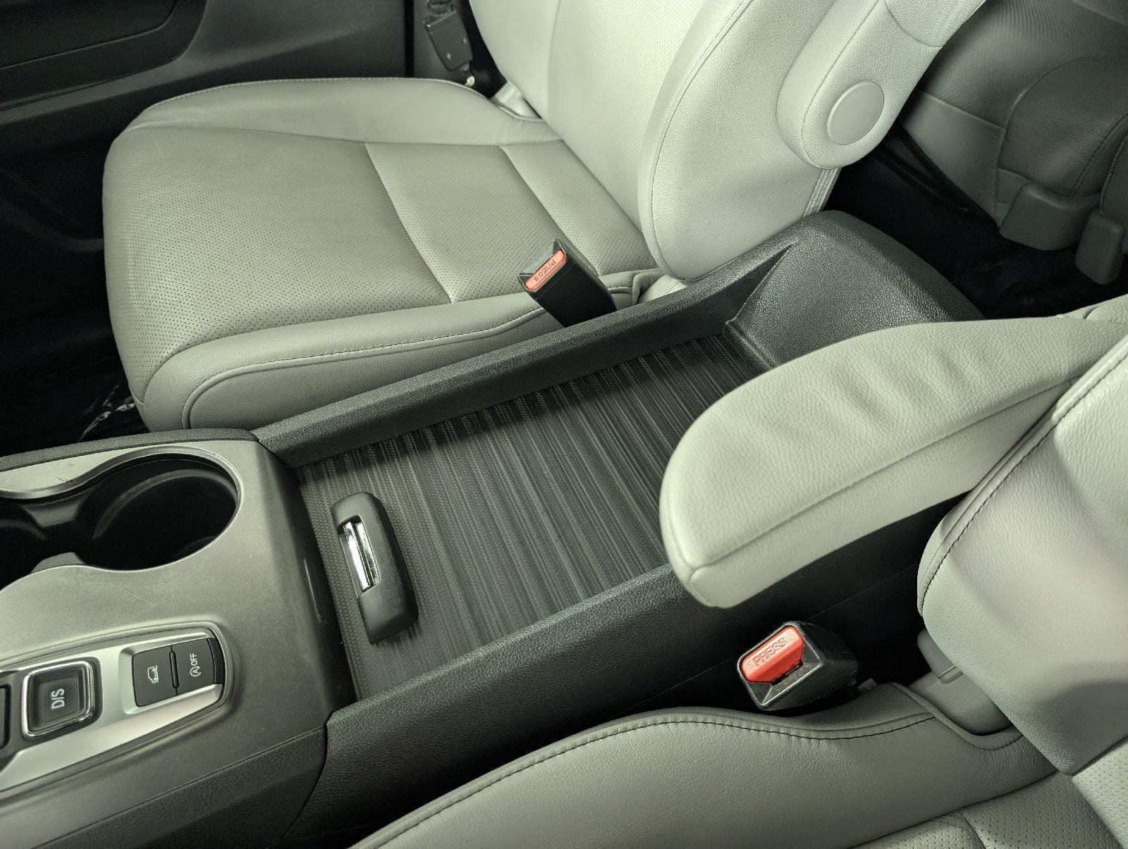 Used 2023 Lunar Silver Metallic Honda EX-L image 29