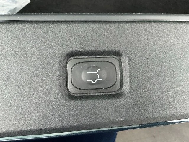 New 2026 Stone Blue Metallic Ford MAX Active image 9