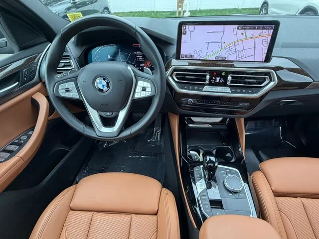 Used 2023 Jet Black BMW xDrive30i image 14