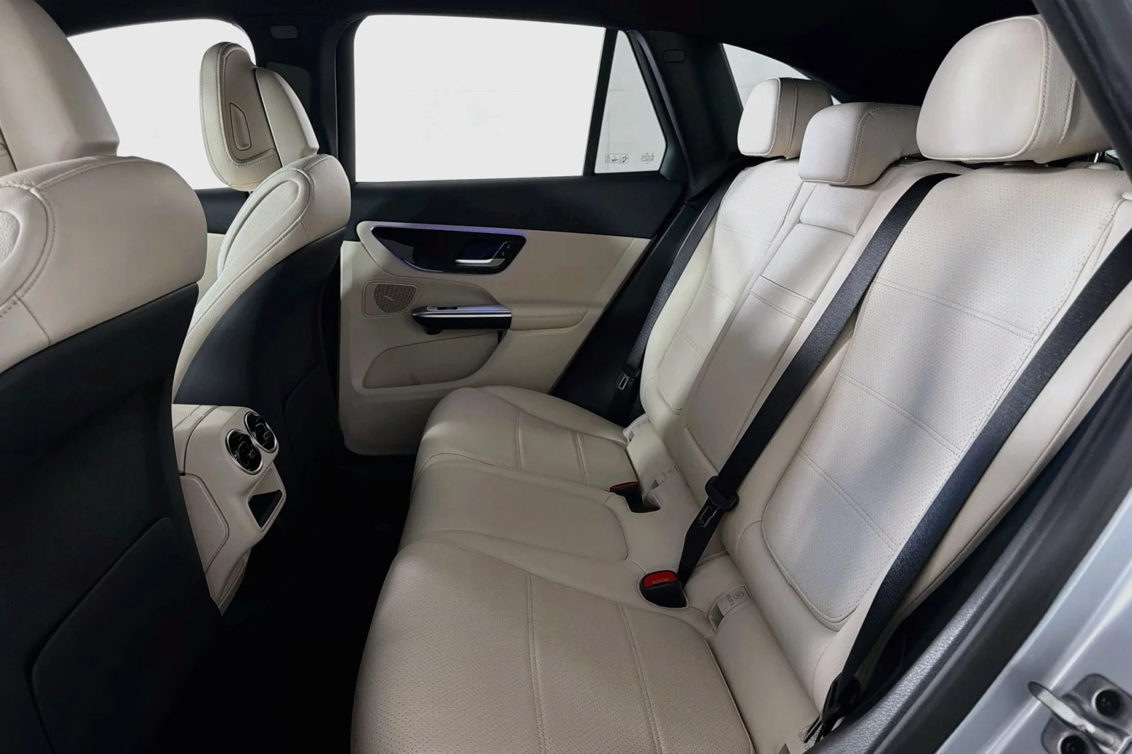 Certified Used 2025 Cirrus Silver Metallic Mercedes-Benz 350e image 9