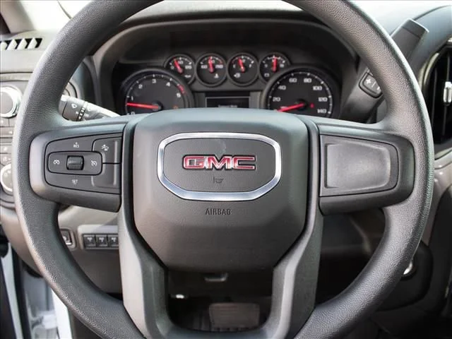 2025 GMC Sierra 3500 Chassis Cab Pro - Photo 9