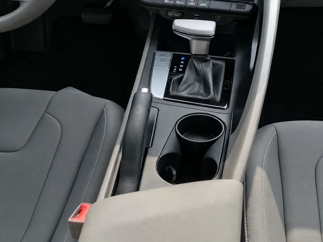 Used 2024 Gray Hyundai SEL image 14