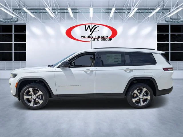 New 2026 Bright White Clear-Coat Exterior Paint Jeep Limited image 6