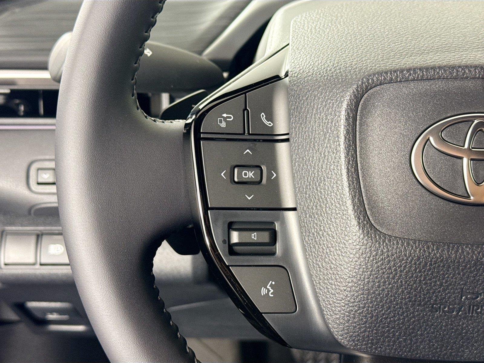 New 2026 Wind Chill Pearl Toyota SE image 21