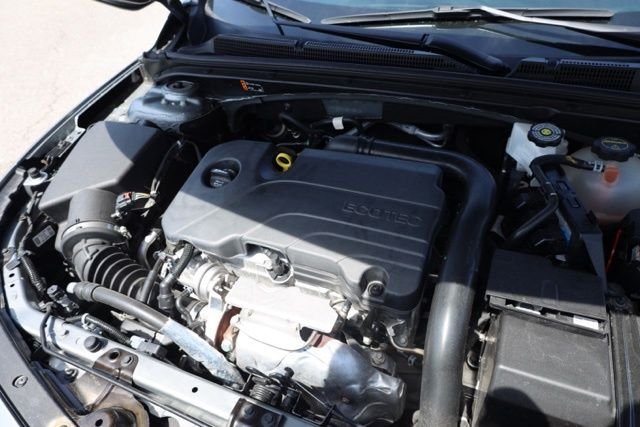 Used 2025 Gray Chevrolet LS image 37