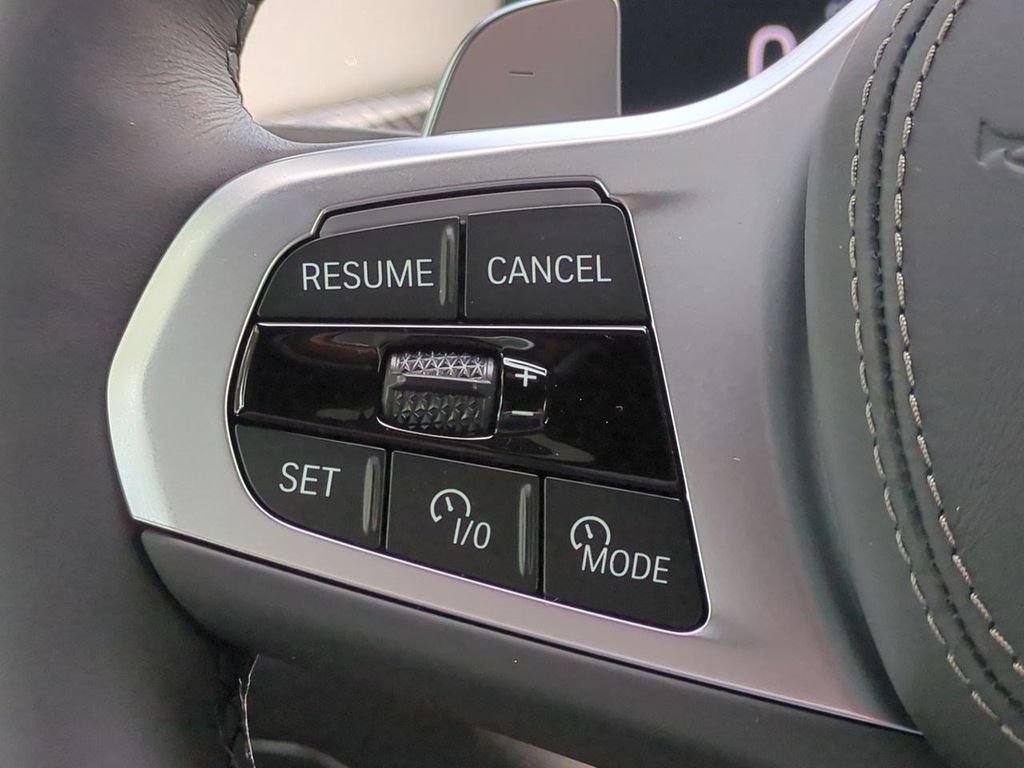 New 2027 Tanzanite Blue II Metallic BMW xDrive40i image 25