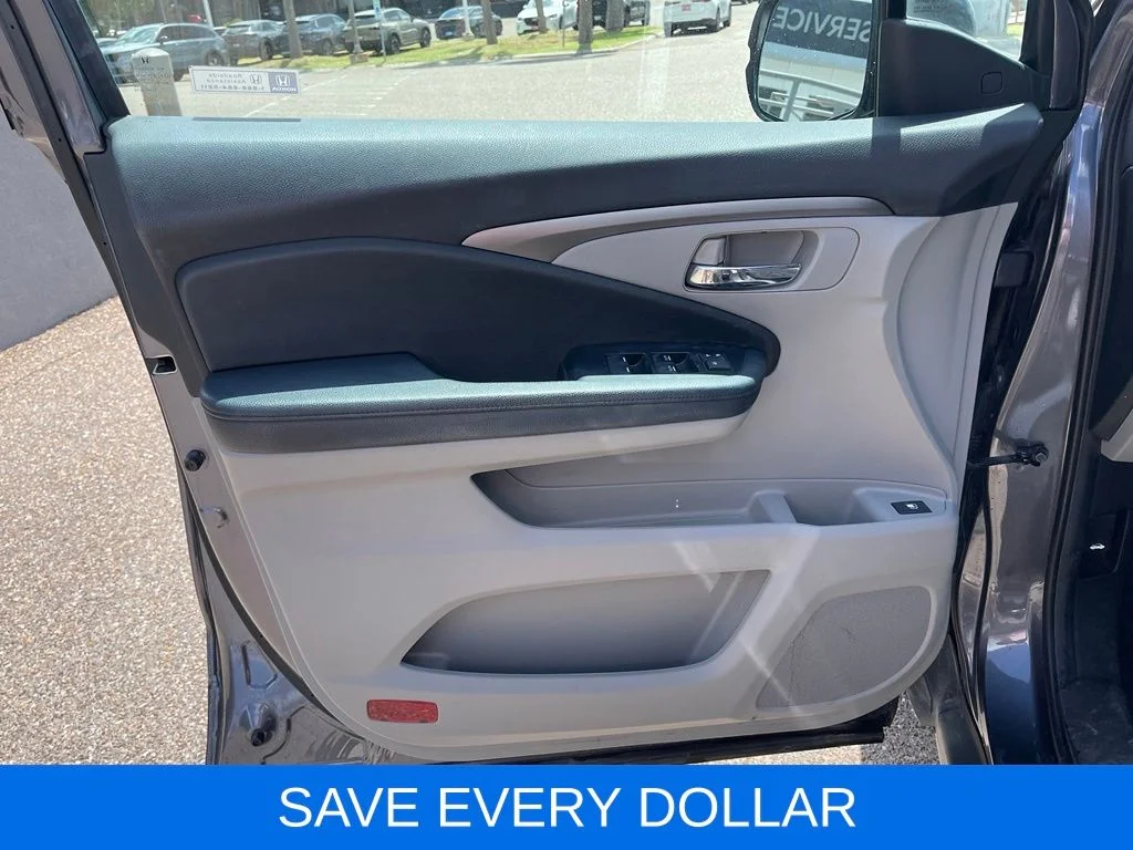 Used 2021 Gray Honda EX image 8