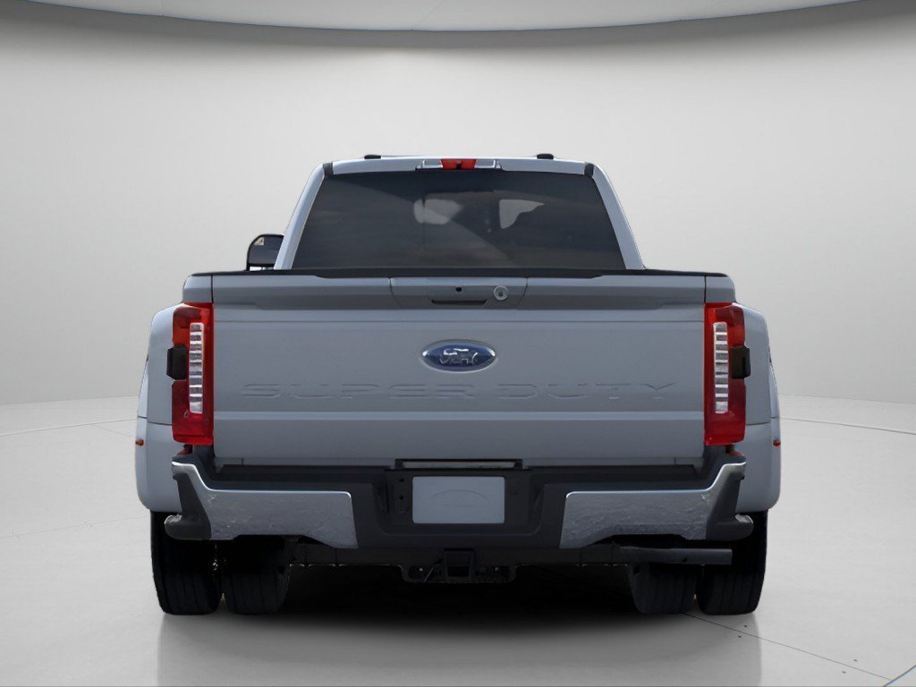 New 2026 Glacier Gray Metallic Tri-Coat Ford LARIAT image 5