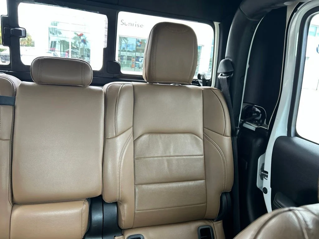 Used 2022 Bright White Clearcoat Jeep Overland image 14